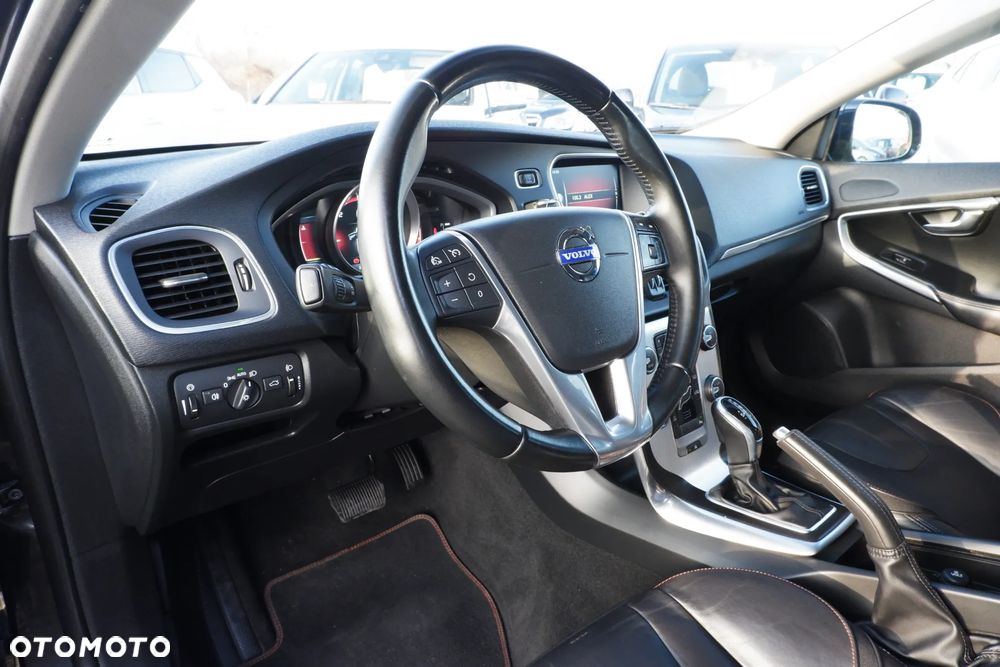 Volvo V40 D2 Powershift Ocean Race - 25