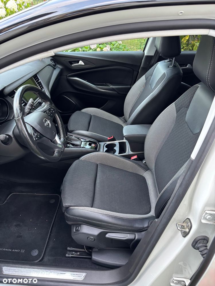Opel Grandland X 1.2 T GPF Ultimate S&S - 9