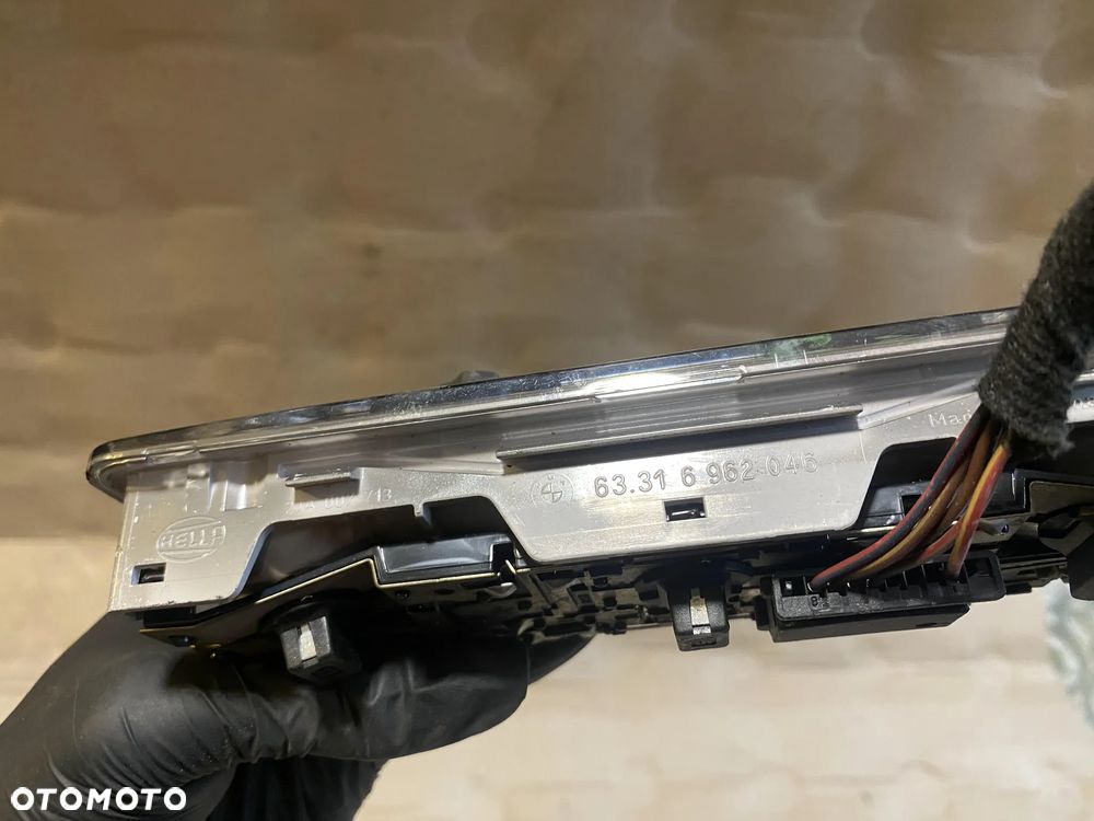 Lampka podsufitki BMW X3 E83 6962046 OE - 2