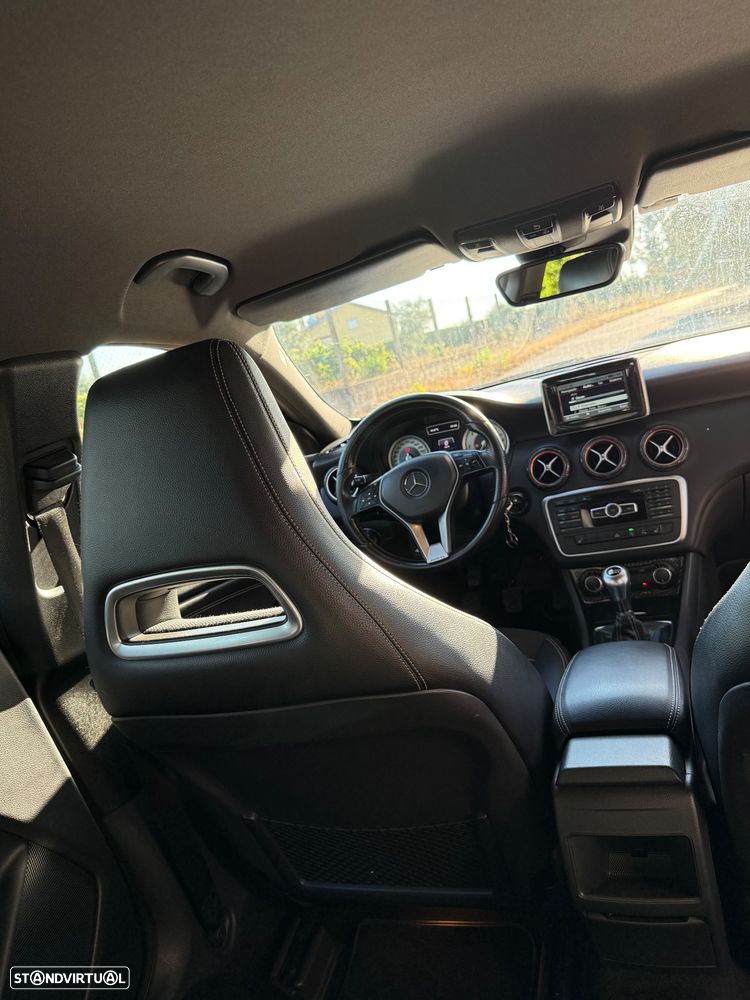 Mercedes-Benz A 200 - 40