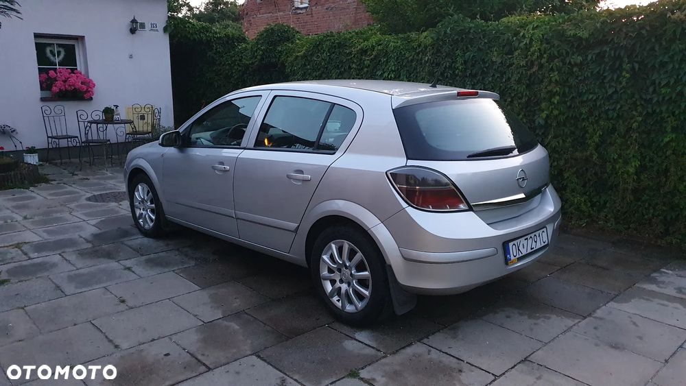 Opel Astra 1.7 CDTI - 28