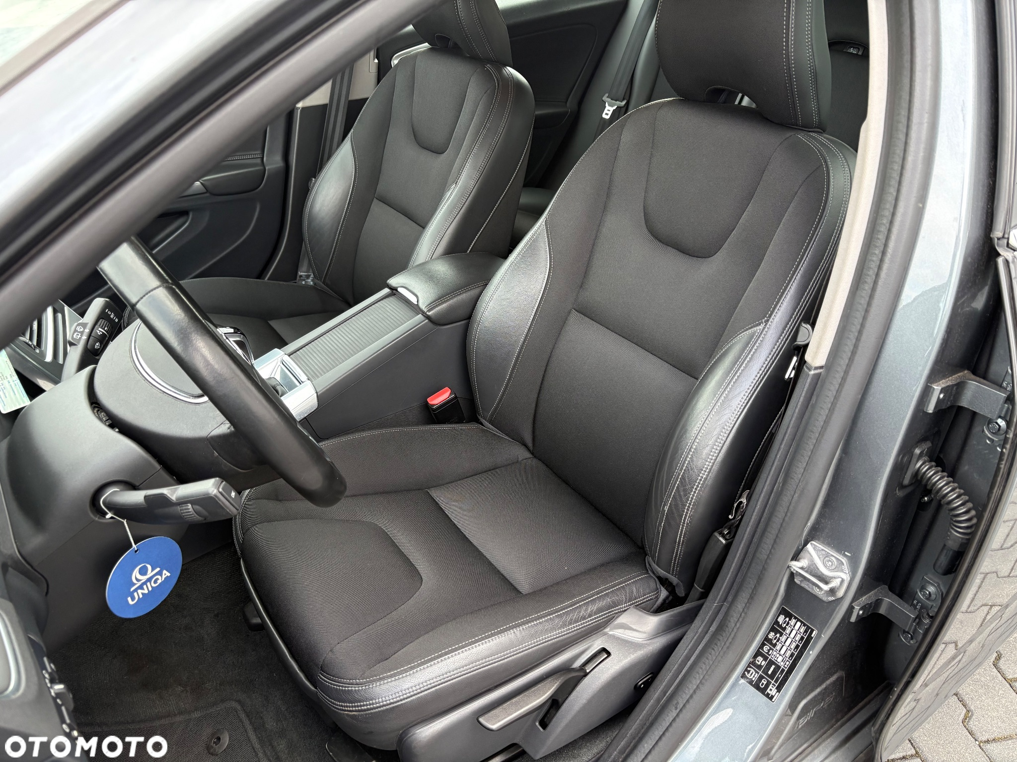 Volvo V60 D2 Momentum - 15