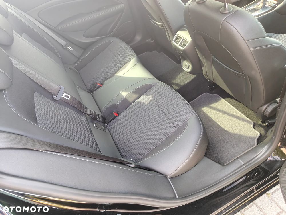 Opel Insignia 1.5 T Innovation S&S - 14
