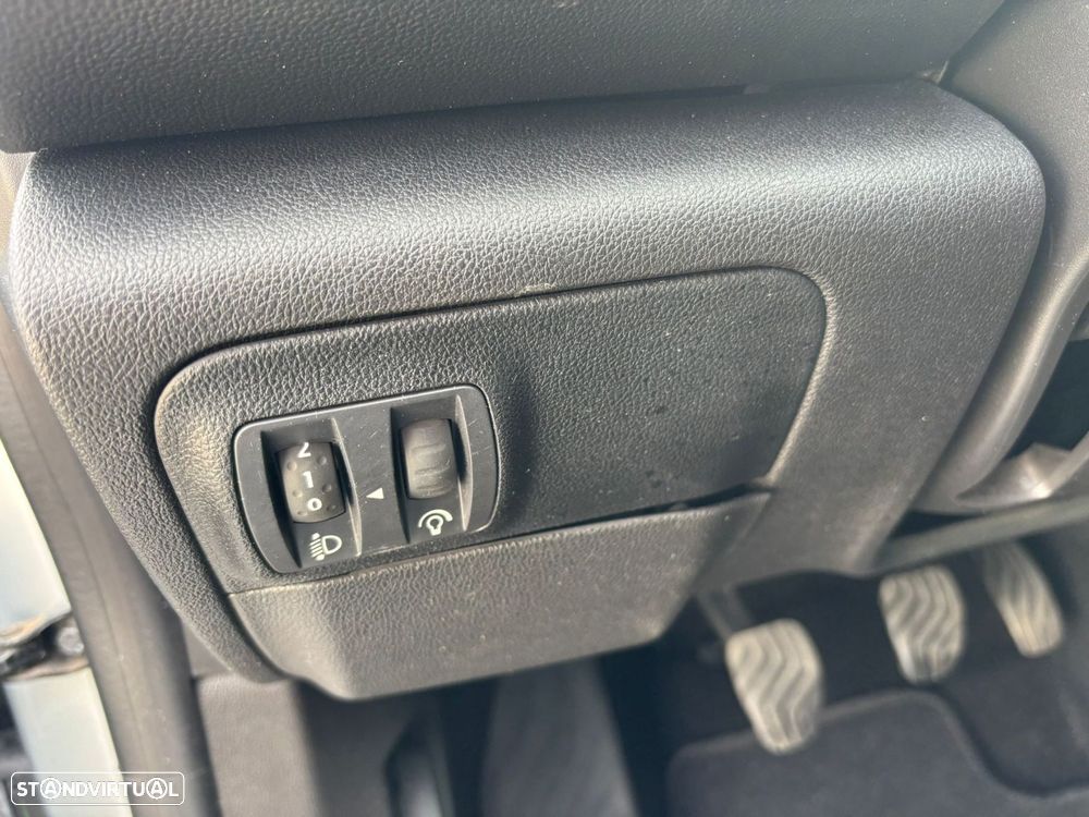 Renault Mégane Sport Tourer 1.5 Blue dCi Intens - 20