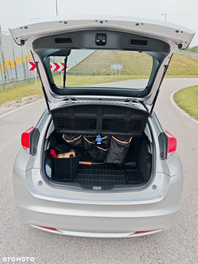 Honda Civic 1.8 i-VTEC Sport - 28