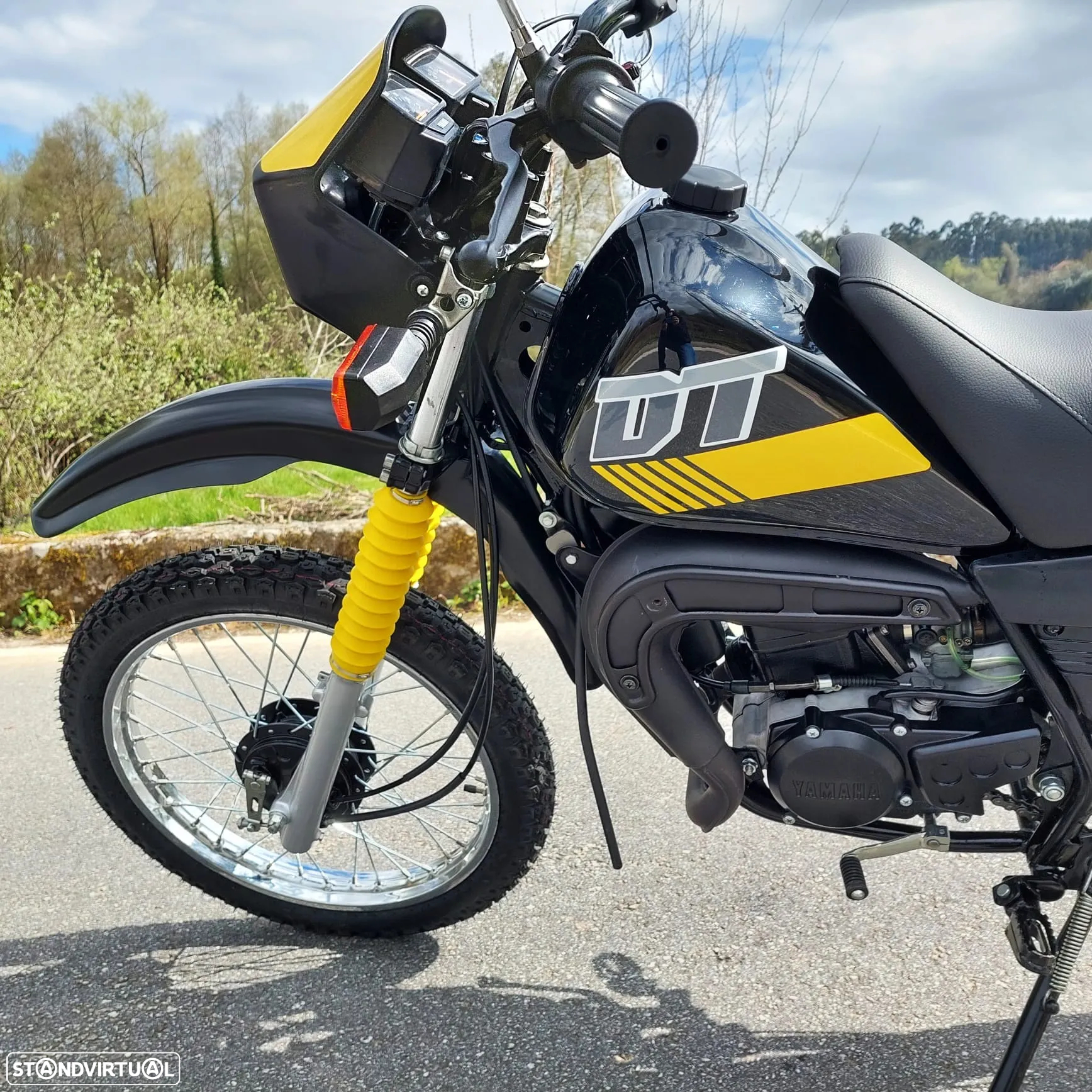 Yamaha DT LC - 12