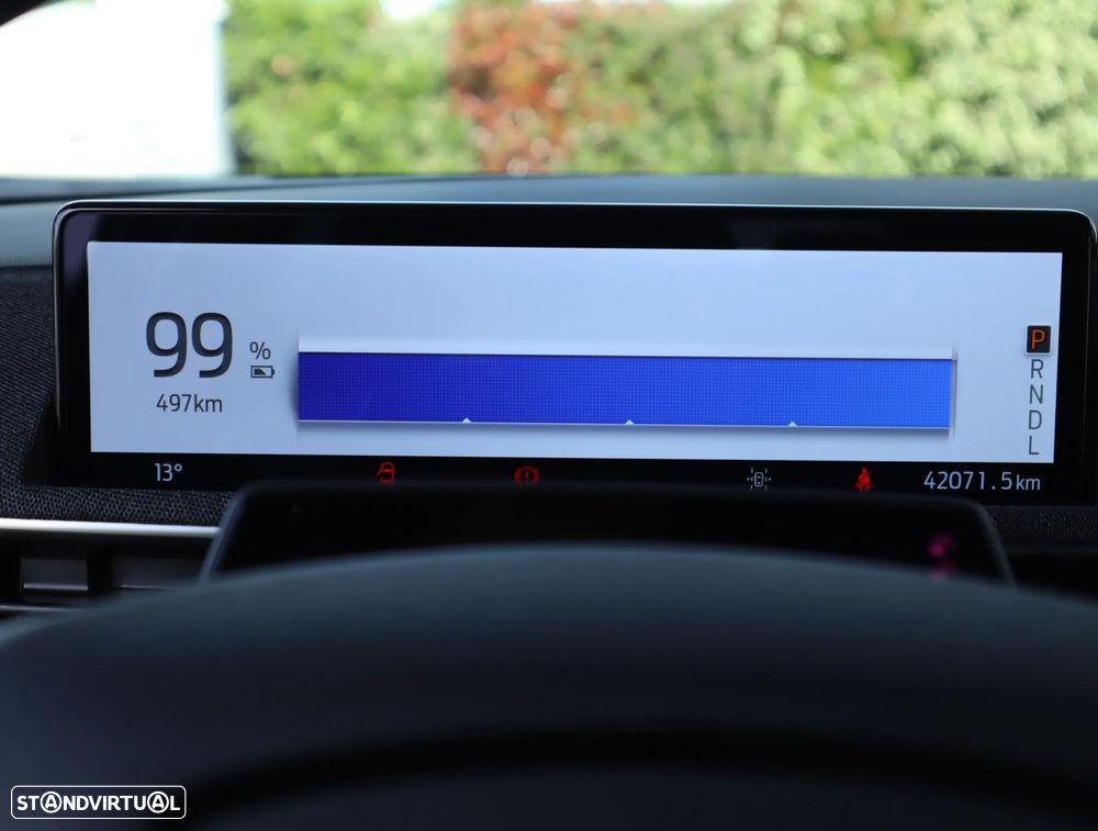 Ford Mustang Mach-E AWD PREMIUM - 35