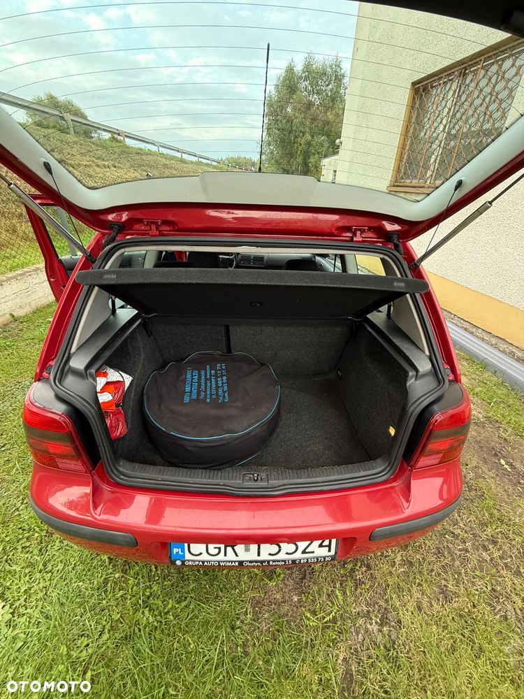 Volkswagen Golf - 18