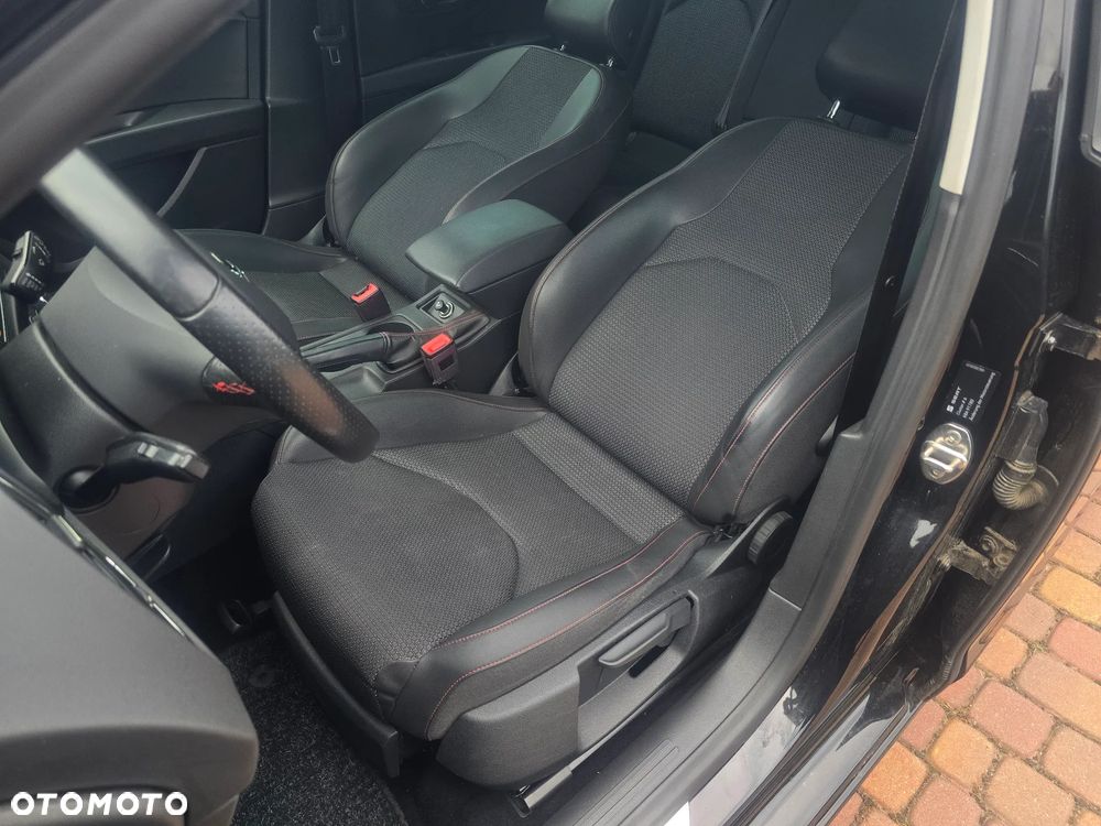 Seat Leon 2.0 TDI FR Black S&S - 25