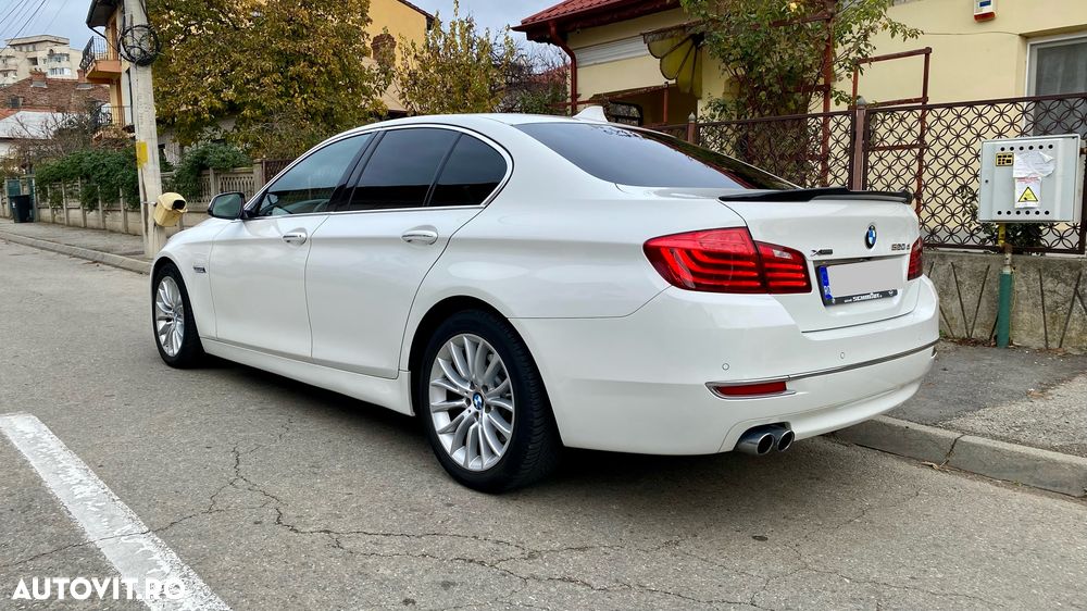 BMW Seria 5 520d xDrive Aut. Luxury Line - 5