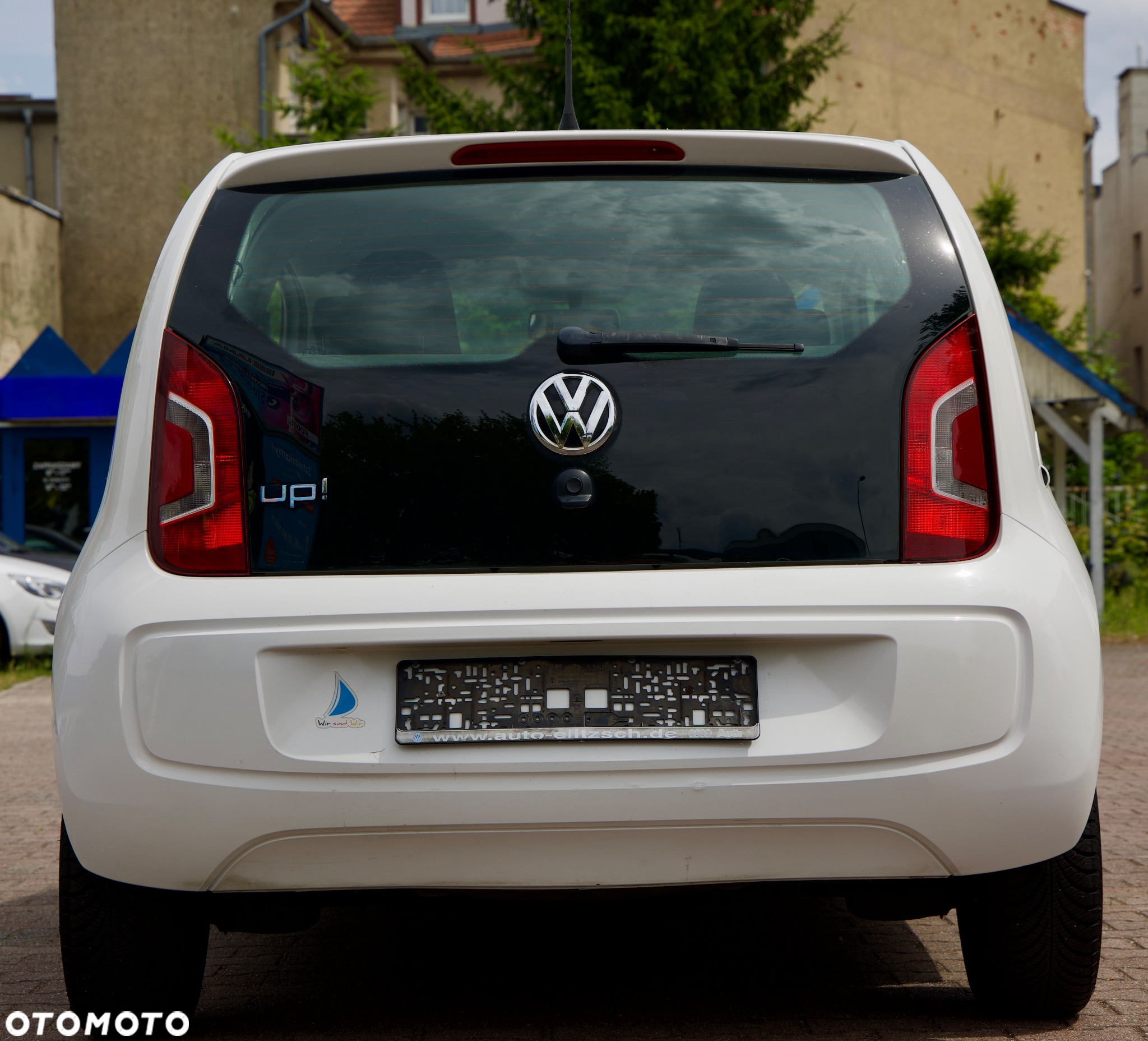 Volkswagen up! 1.0 beats - 7