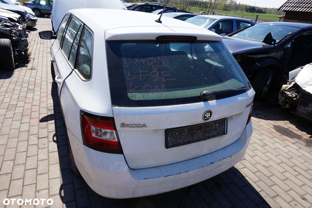 KLAPA BAGAŻNIKA TYLNA FABIA III NJ3 KOMBI LF9E  BIAŁY SKODA 2014-2018 - 2