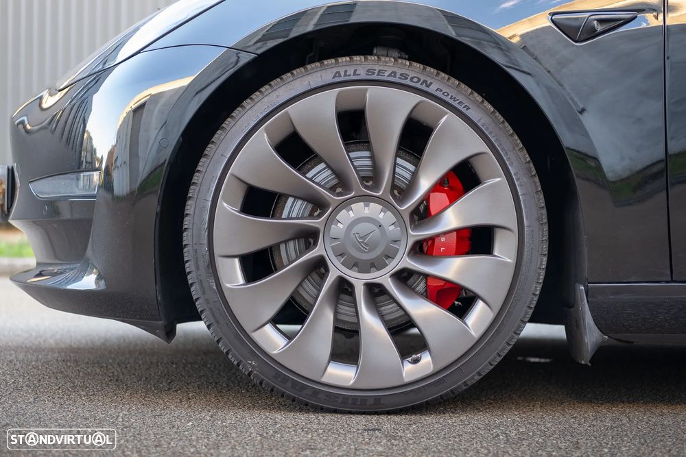 Tesla Model 3 Performance Dual Motor AWD - 18