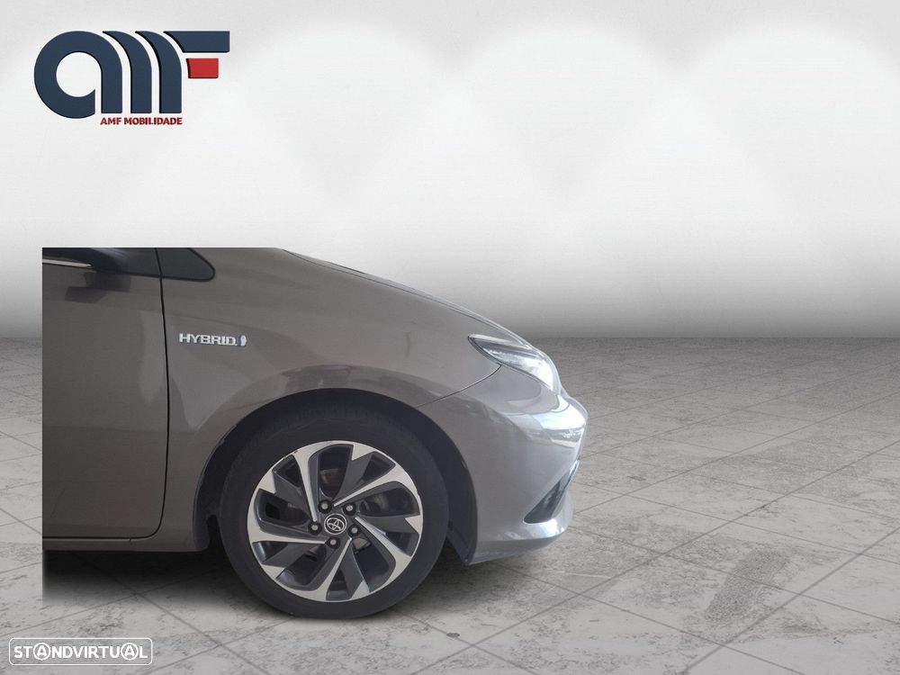 Toyota Auris 1.8 HSD Comfort+P.Sport - 8