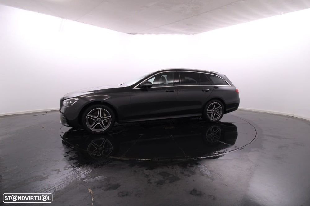 Mercedes-Benz E 300 de AMG Line - 3