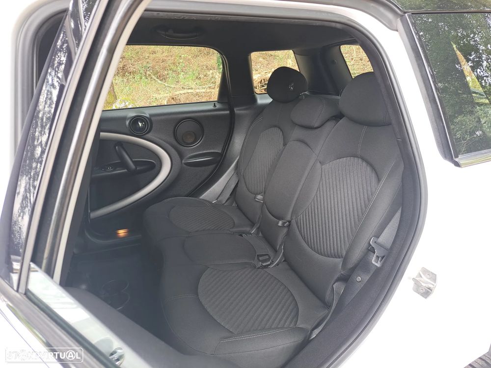MINI Countryman Cooper D - 30