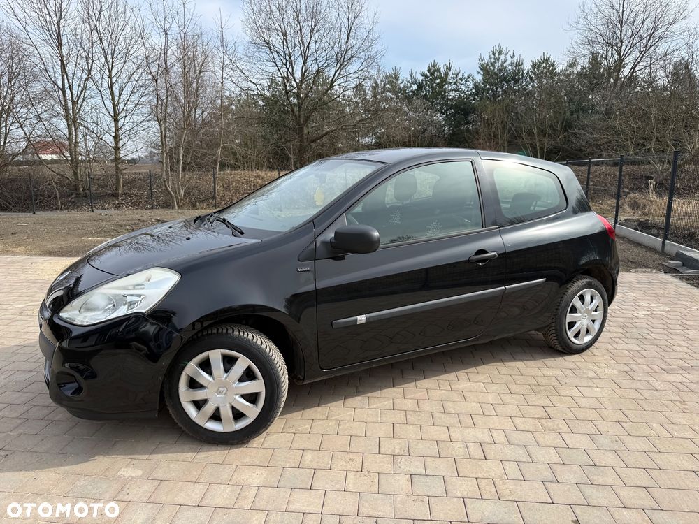 Renault Clio 1.2 16V 75 Yahoo - 6