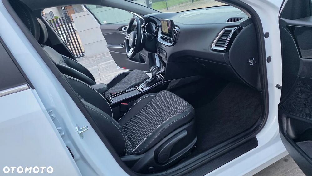 Kia Ceed 1.5 T-GDI Tribute DCT - 24
