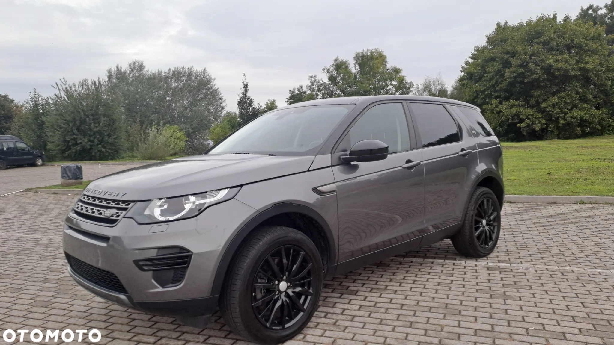 Land Rover Discovery Sport 2.0 D150 R-Dynamic S - 3