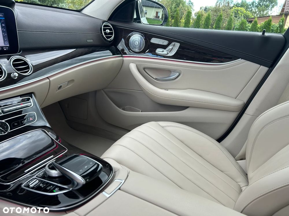 Mercedes-Benz Klasa E 220 d 4-Matic Avantgarde - 8