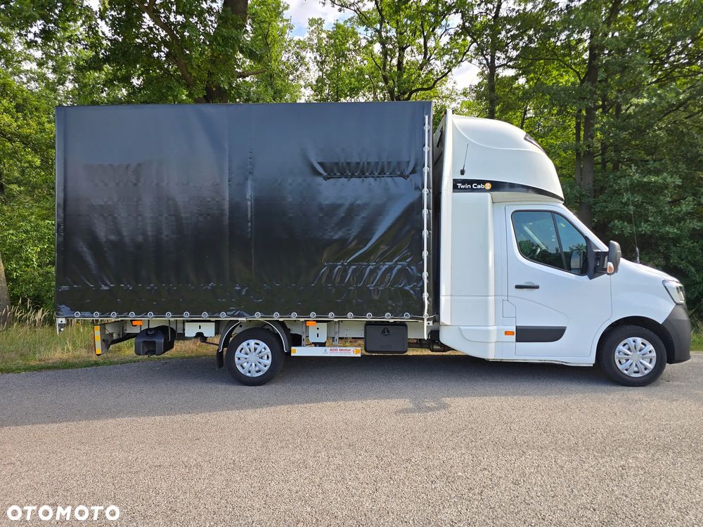 Renault Master 10 EP 2.3 ,2023r ,SALON POLSKA, PODWÓJNE SPANIE ,Burto Firana, poduszki, fotel pneumatyczny, gotowy do pracy, Android-Auto - 9