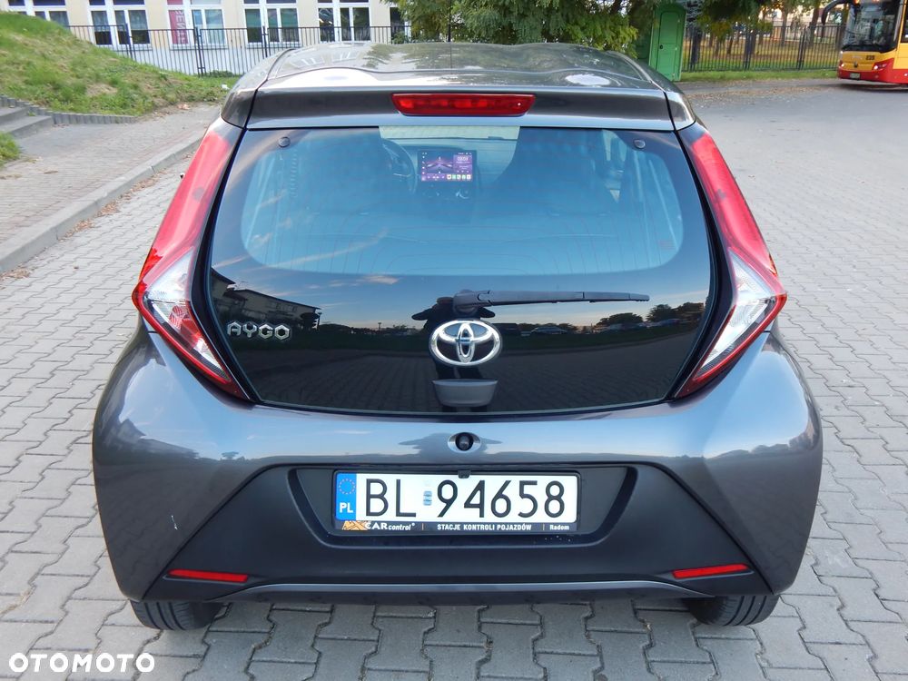 Toyota Aygo x-clusive Style Selection - 17