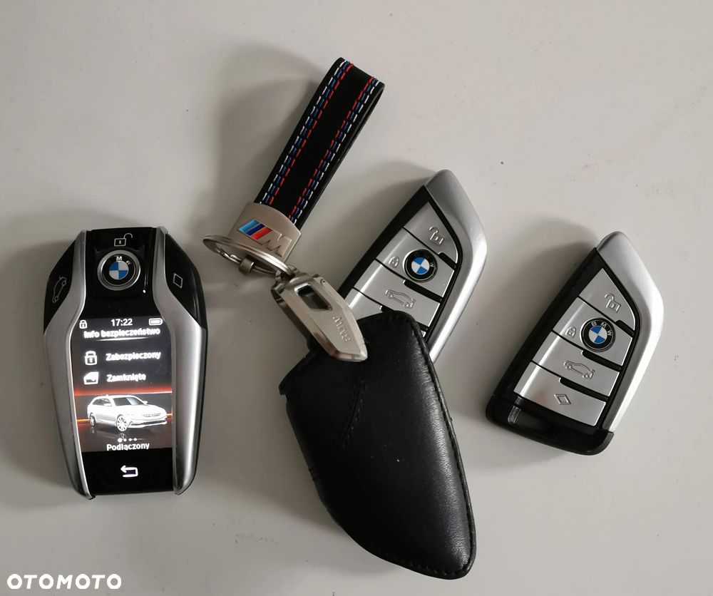 BMW Seria 5 520d xDrive Sport - 38