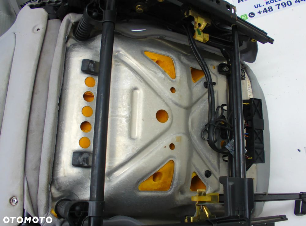 Mercedes W203 Kombi Fotele Kanapa Siedzenia - 15