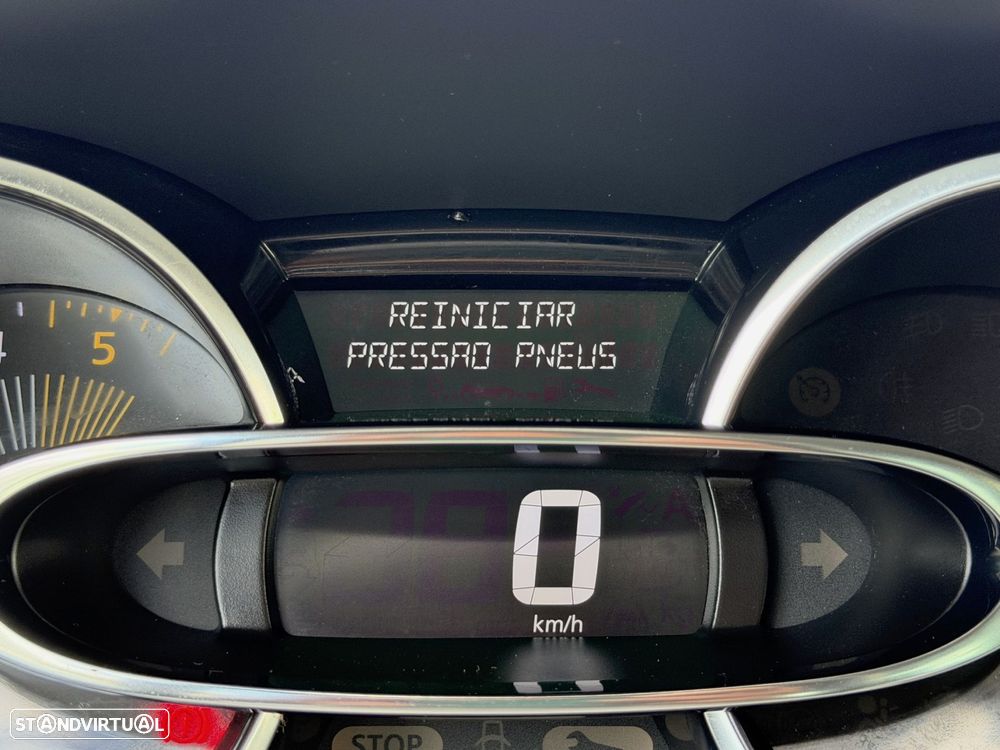 Renault Clio Sport Tourer 1.5 dCi Dynamique S 82g - 25