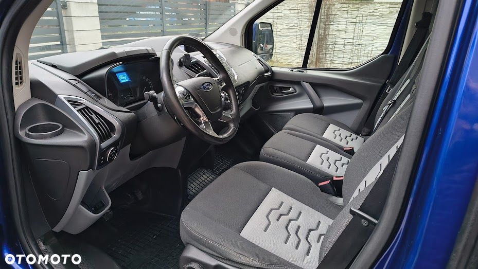 Ford TRANSIT CUSTOM - 8
