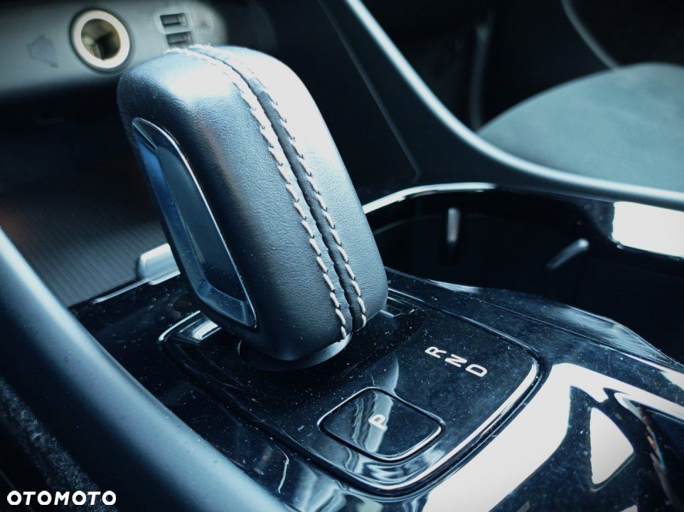 Volvo XC 40 - 32