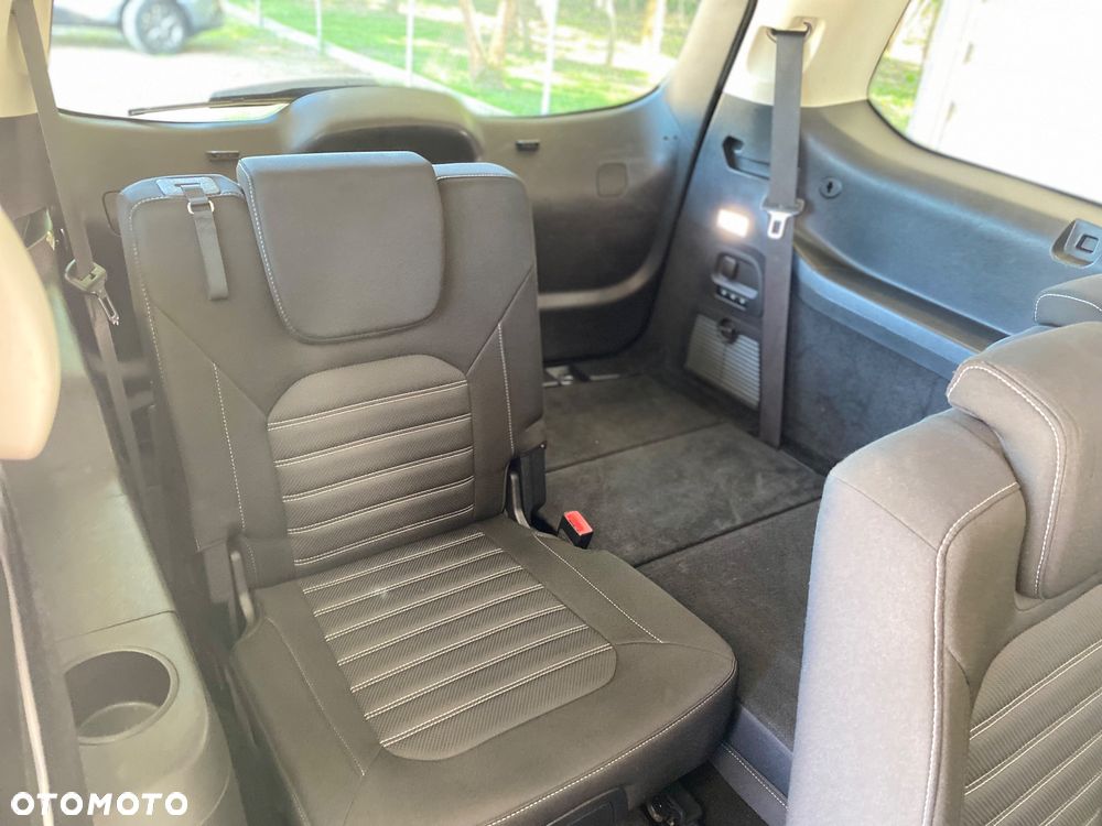 Ford Galaxy 2.0 TDCi Trend - 12