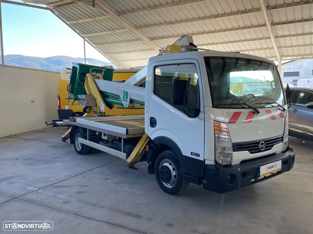 Nissan Cabstar MULTITEL HX 195  20 Mts - 3