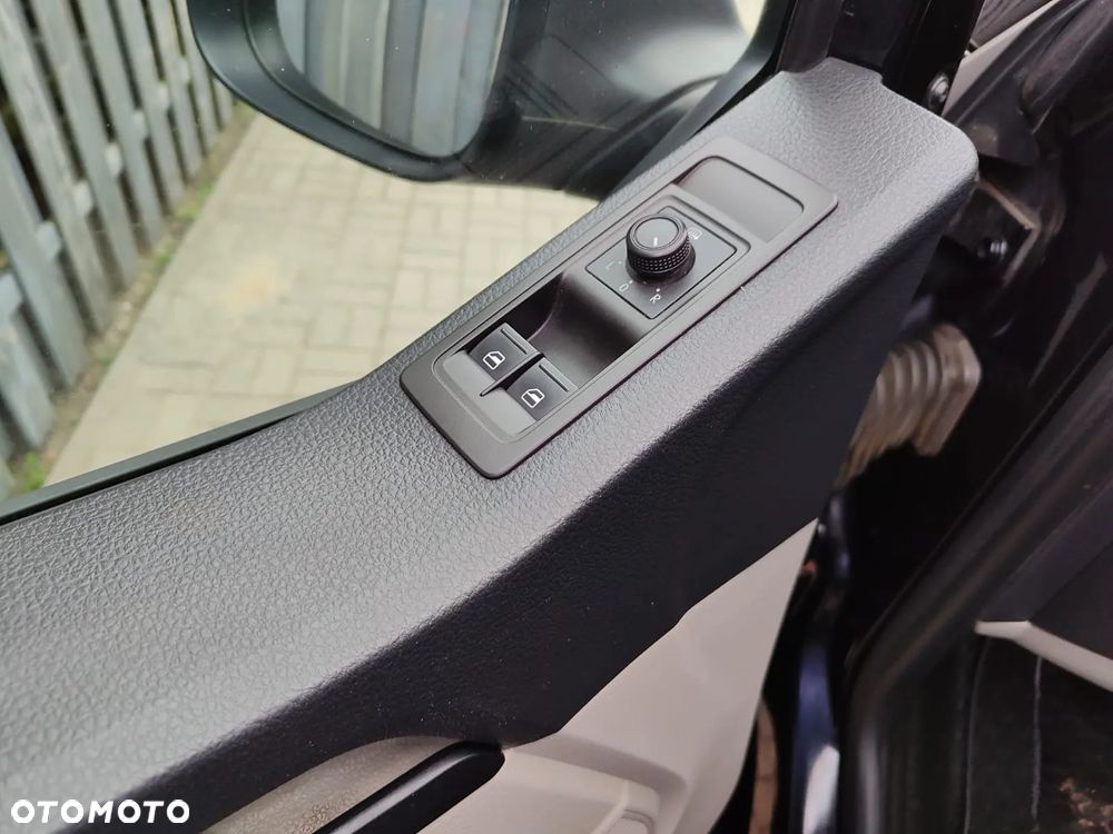 Volkswagen Transporter - 19