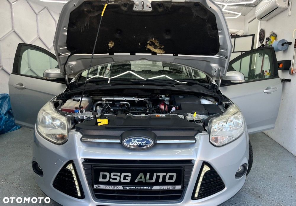 Ford Focus - 33