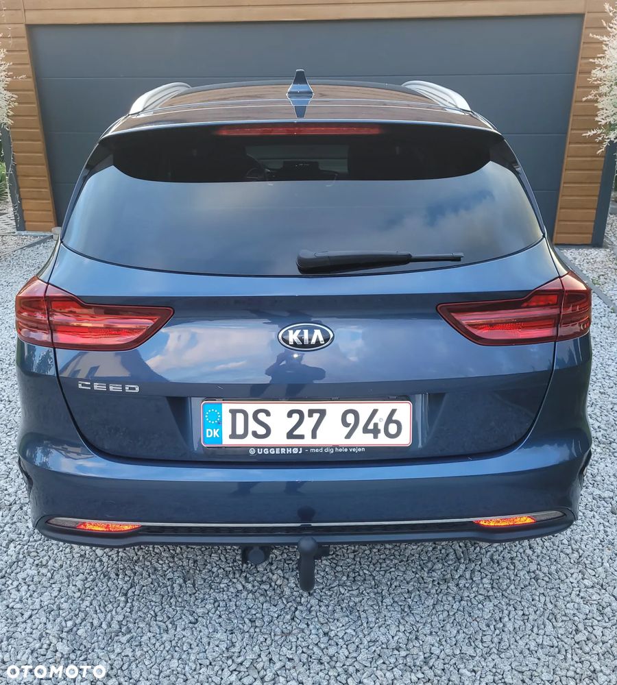 Kia Ceed - 9