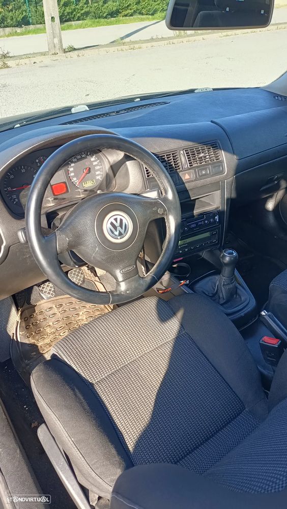 VW Golf 1.9 TDi Highline - 11