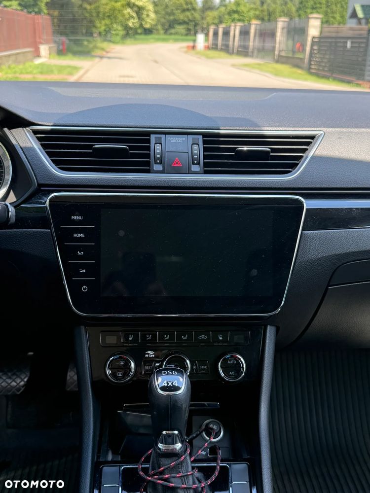 Skoda Superb 2.0 TDI SCR 4x4 L&K DSG - 26