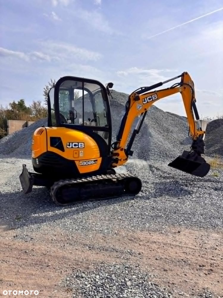 JCB 8026 - 14