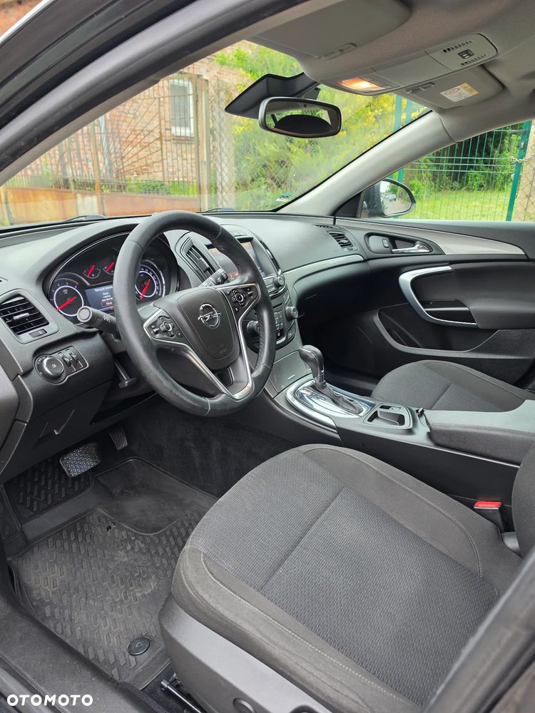 Opel Insignia 2.0 CDTI - 11