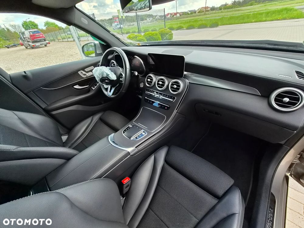 Mercedes-Benz GLC 220 d 4Matic 9G-TRONIC - 12