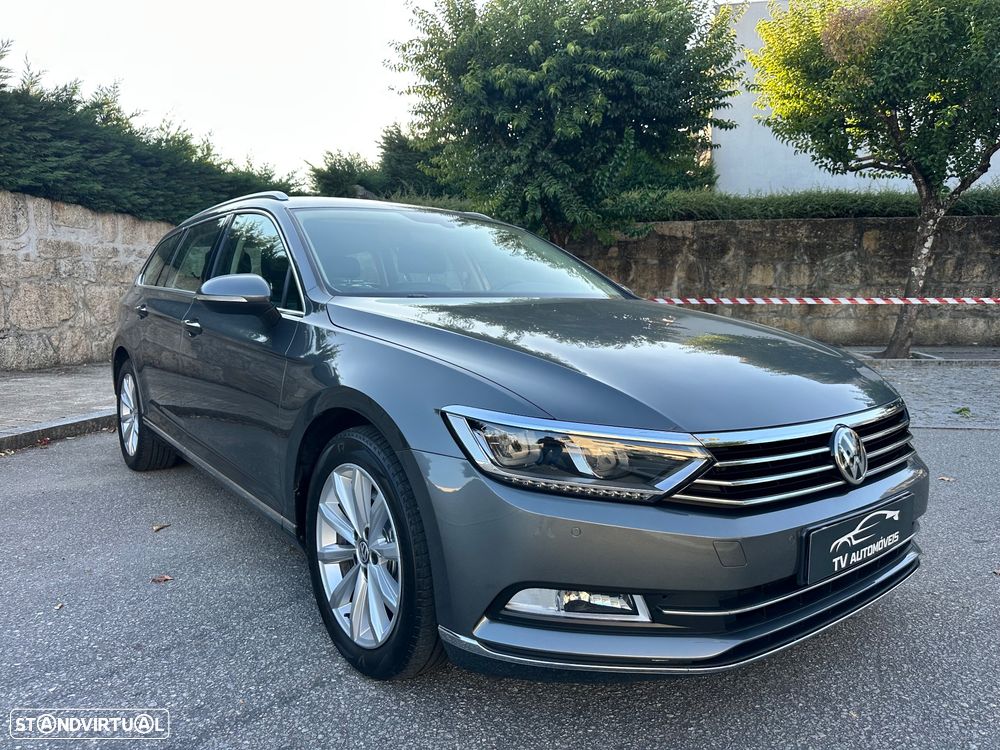 VW Passat Variant 2.0 TDi Highline DSG - 23