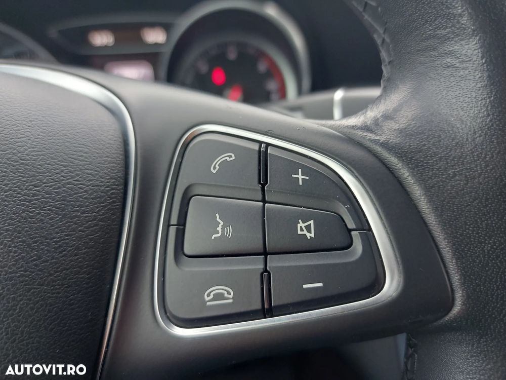 Mercedes-Benz GLA 200 d 4MATIC Aut. - 16