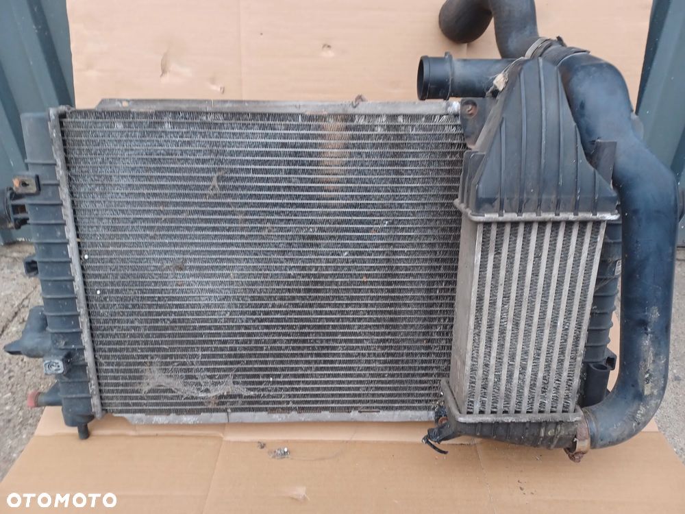 CHŁODNICA WODY INTERCOOLERA OPEL ASTRA H 1.9 - 1