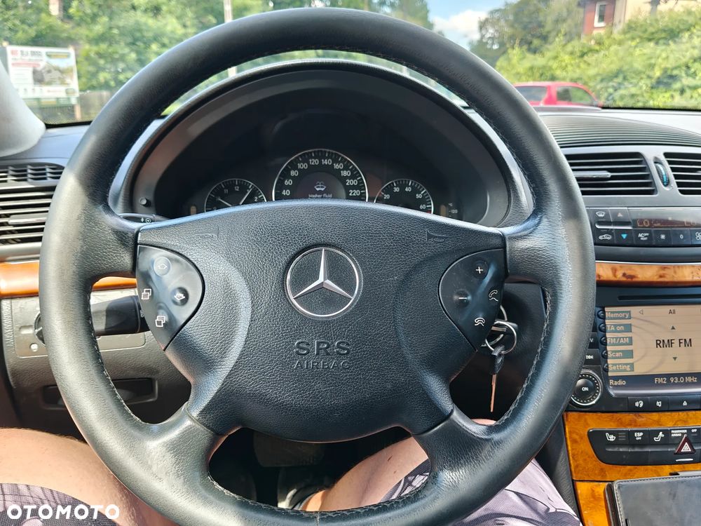 Mercedes-Benz Klasa E 320 Avantgarde - 22