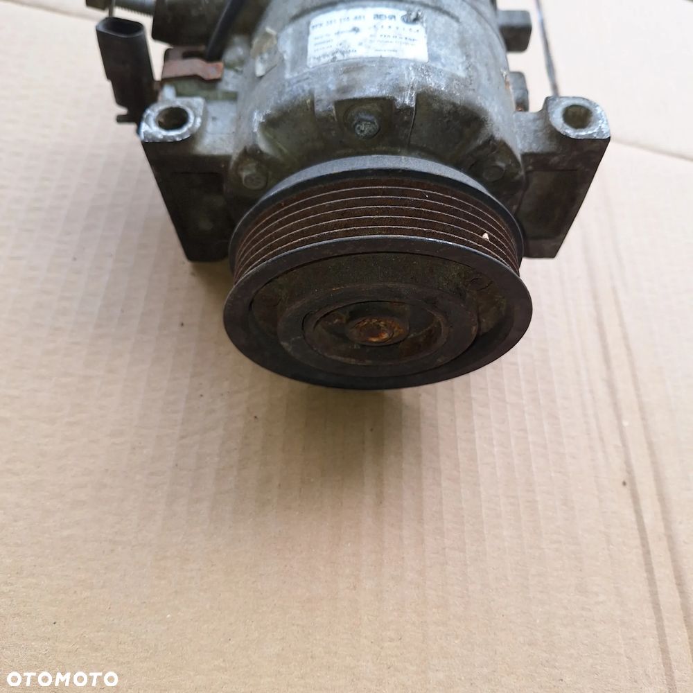 sprezarka klimatyzacji audi a6 c6 2.5 tdi 8fk351110881 - 3