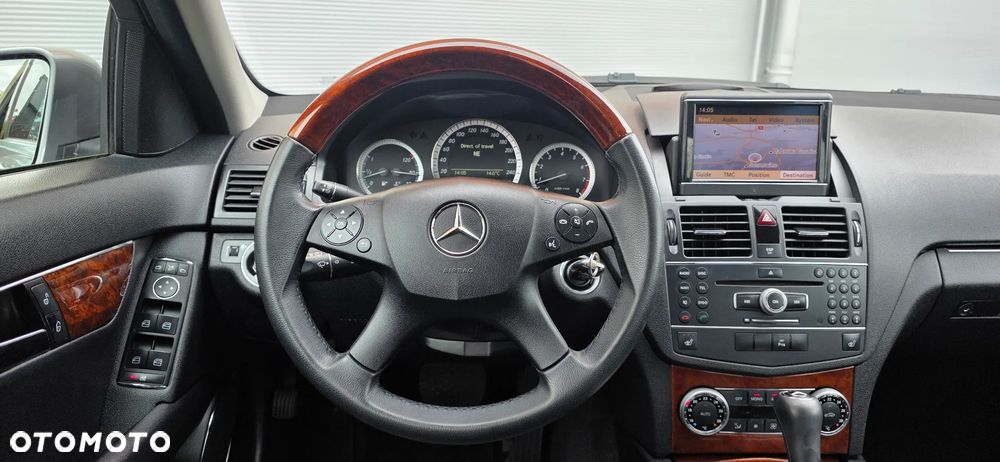 Mercedes-Benz Klasa C 180 Kompressor Automatik BlueEFFICIENCY - 10