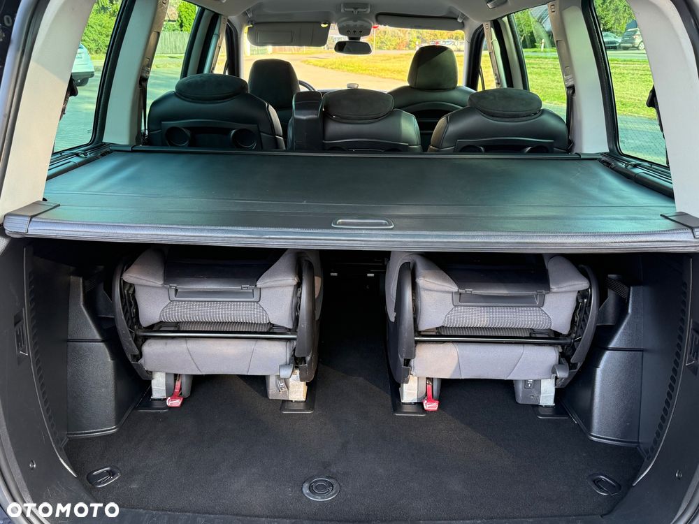 Peugeot 807 HDi 160 Allure - 16