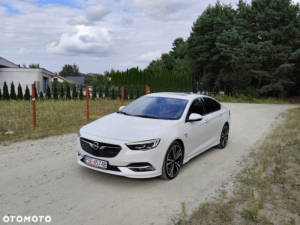 Opel Insignia - 2