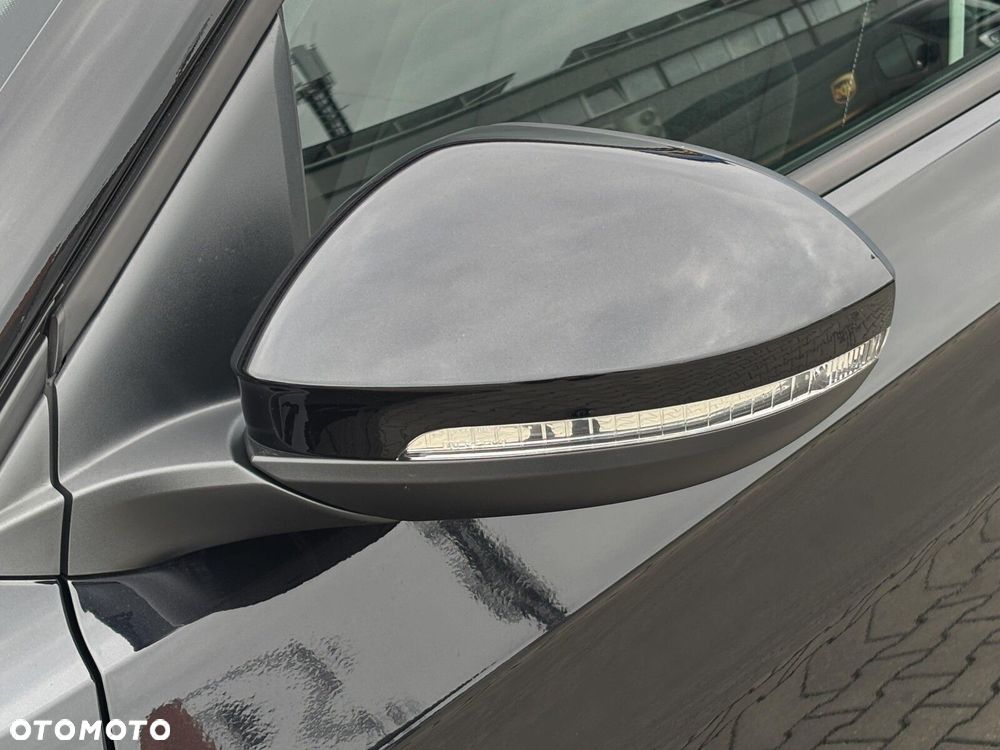 Volkswagen T-Cross - 14